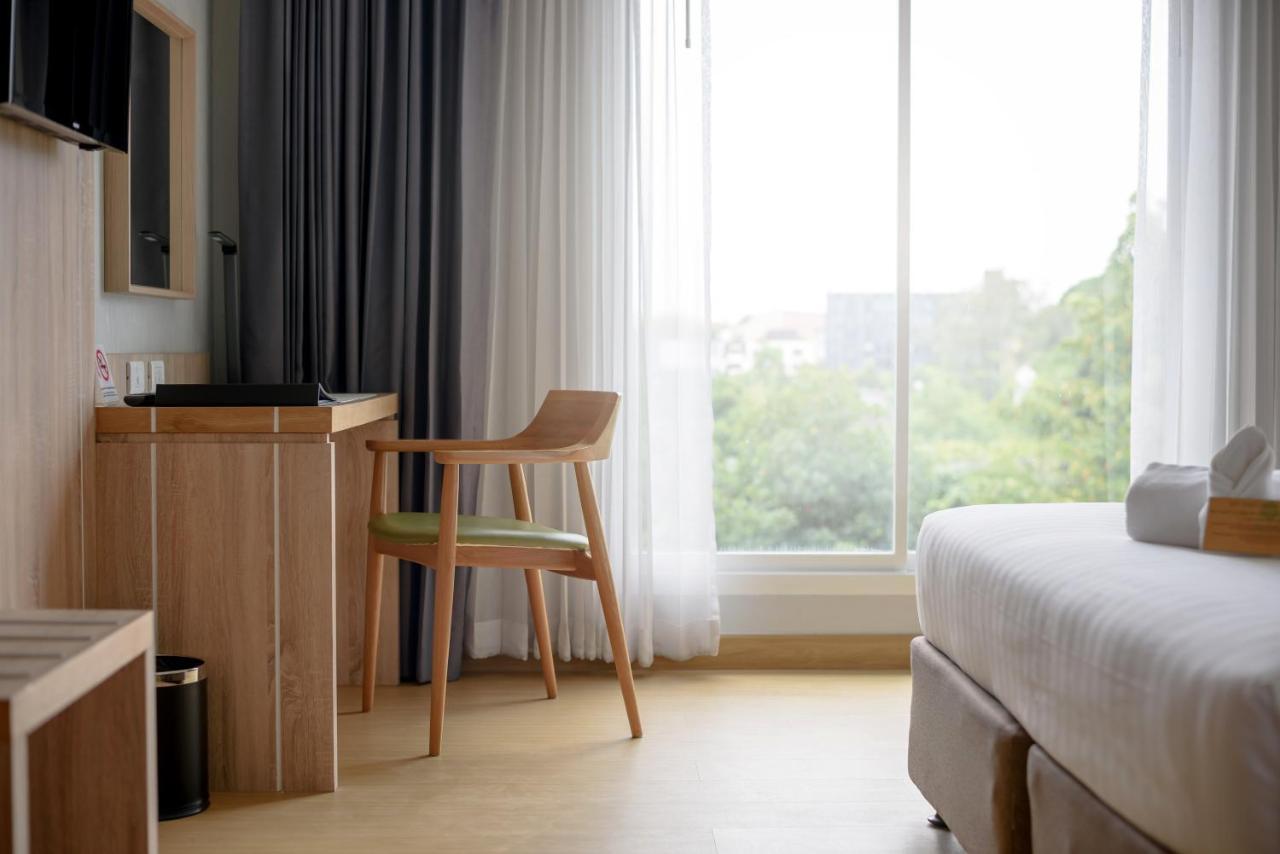 Western Prime Square 4*