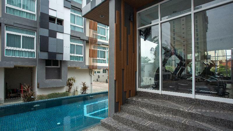 Western Prime Square Hotel