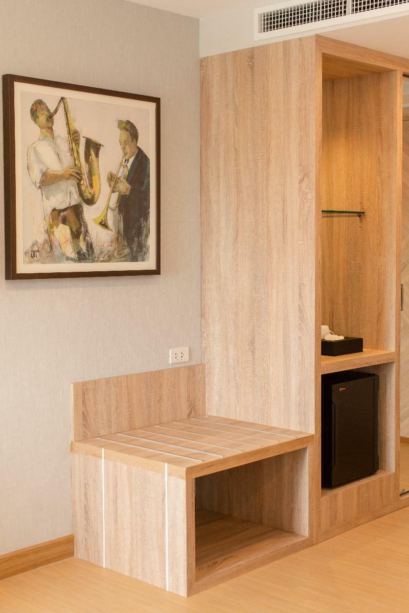 Western Prime Square Hotel 4*